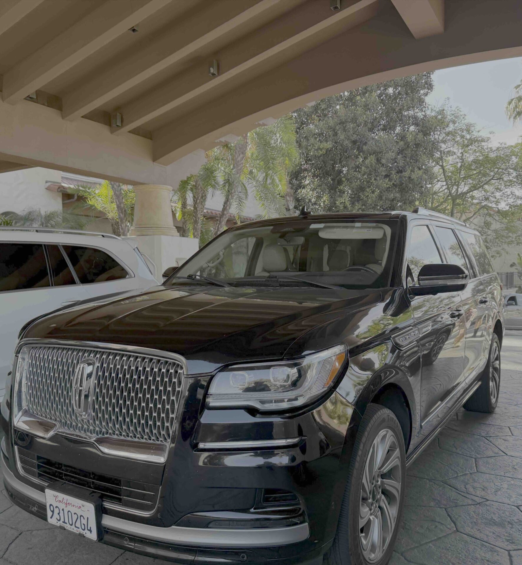 LAX to Santa Barbara car service luxury SUV private chauffeur Pacific Coast Highway Montecito transfer Emelx