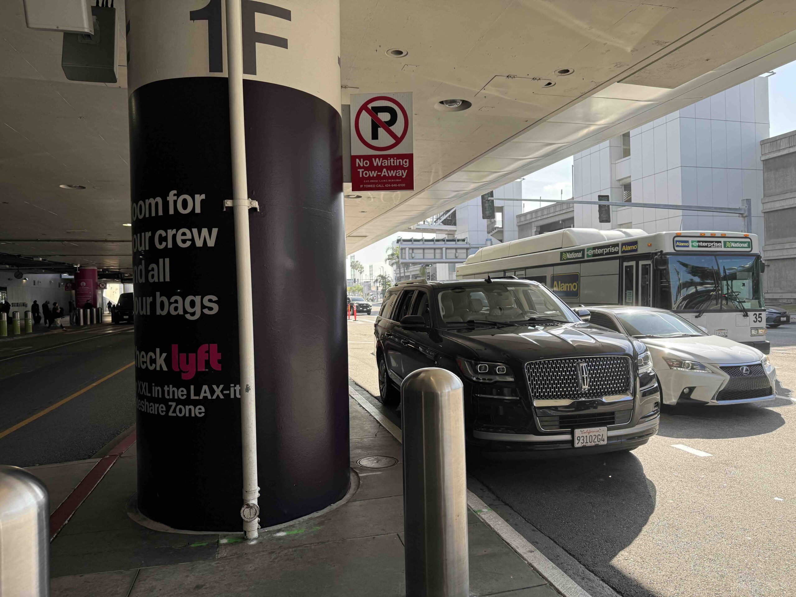 LAX to Disneyland black car service luxury SUV airport pickup Emelx flat rate transfer