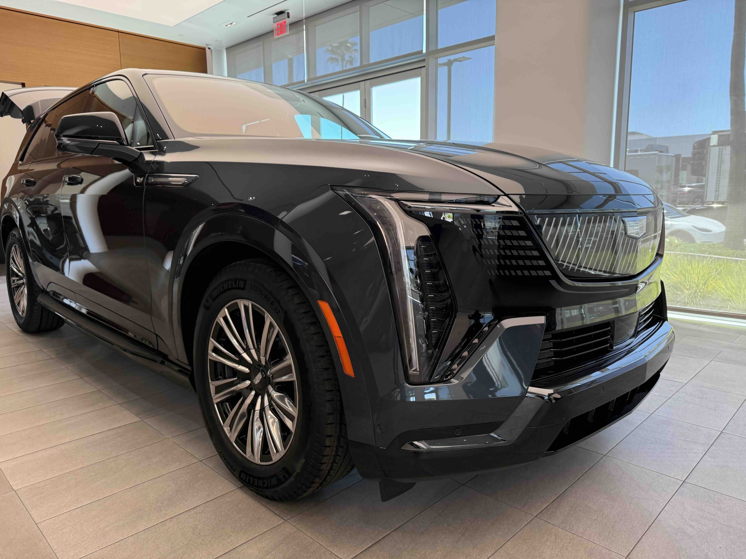 Executive Full-Size SUV