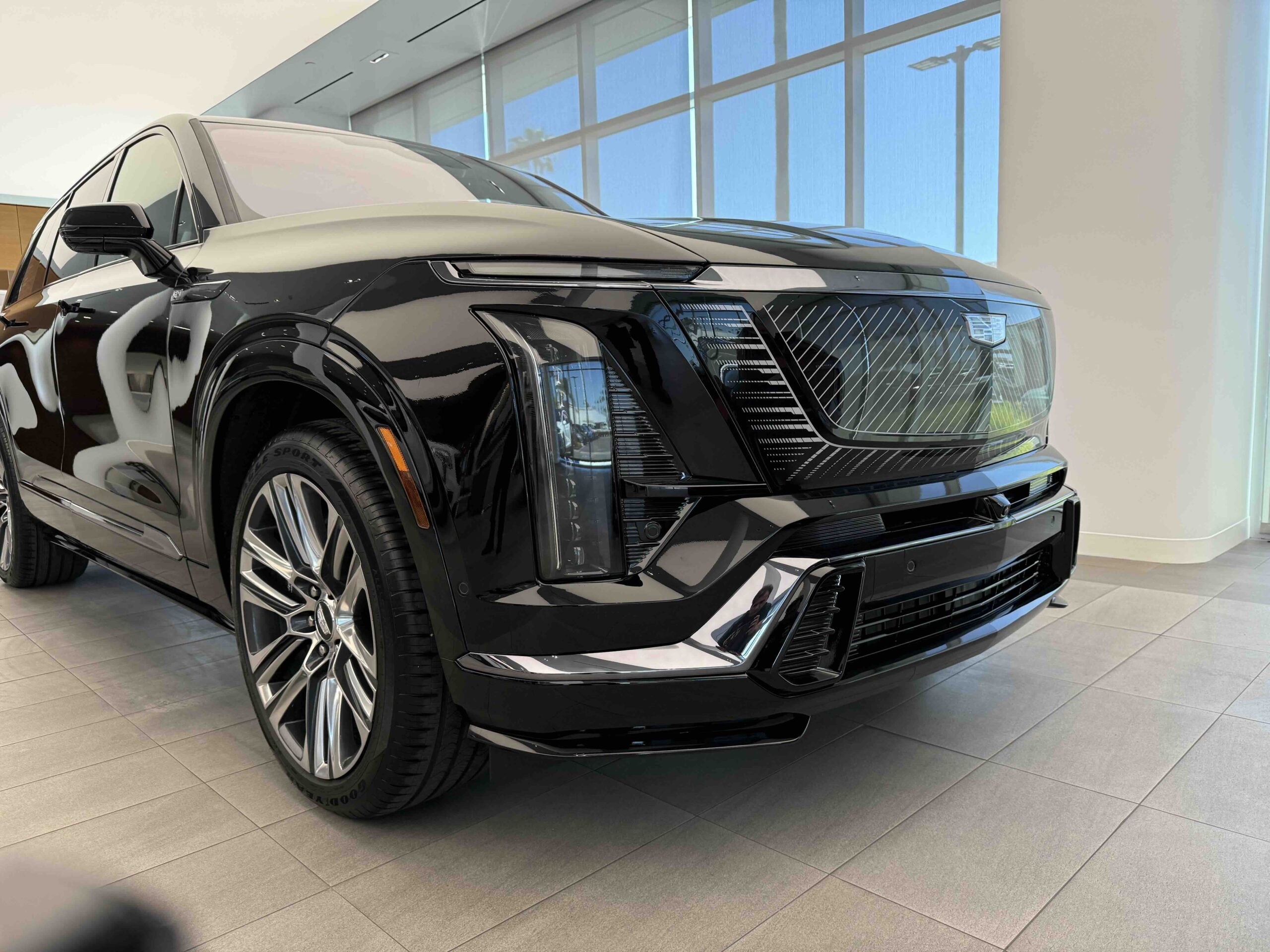 Executive Mid-Size SUV