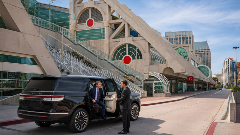 Emelx executive transportation at San Diego Convention Center from LAX